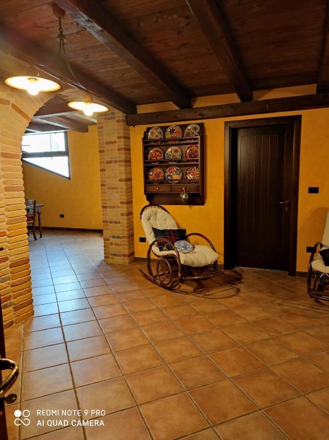La Taverna Di Lulu Arnesano ภายนอก รูปภาพ